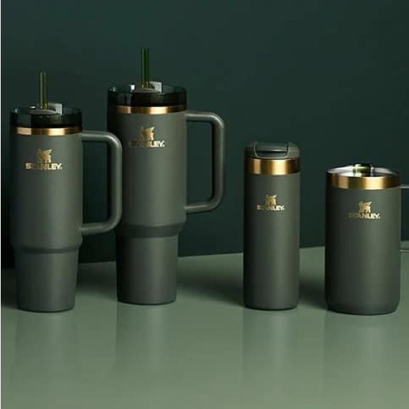 New Stanley 40oz Quencher Cypress Fall Refresh - Picture 5 of 5